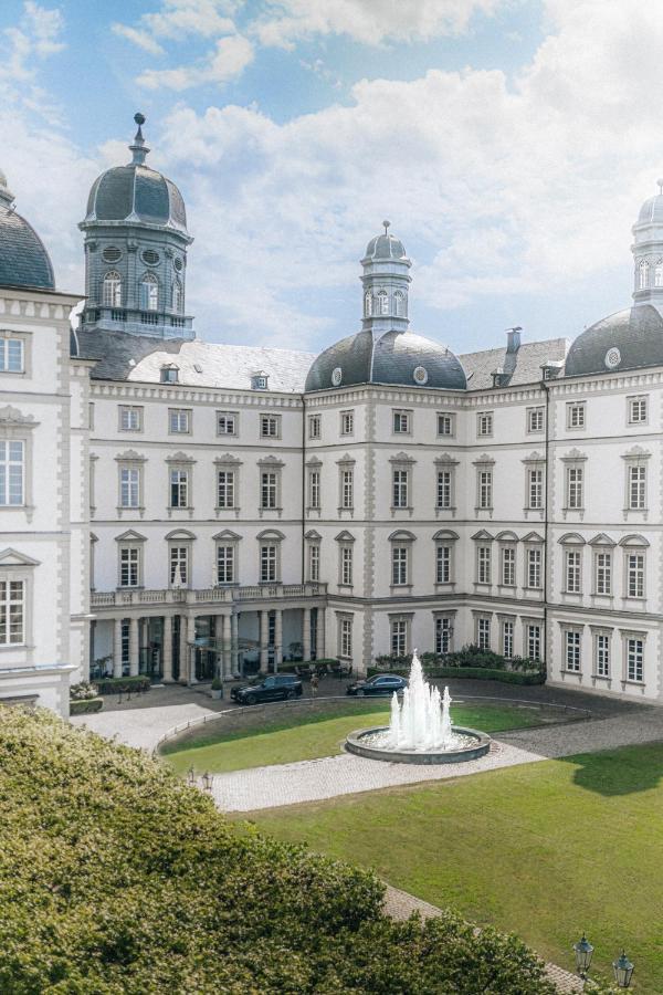アルトホフ グランドホテル シュロス ベンスベルク ベルギッシュ・グラートバッハ エクステリア 写真 The Château de la Malmaison