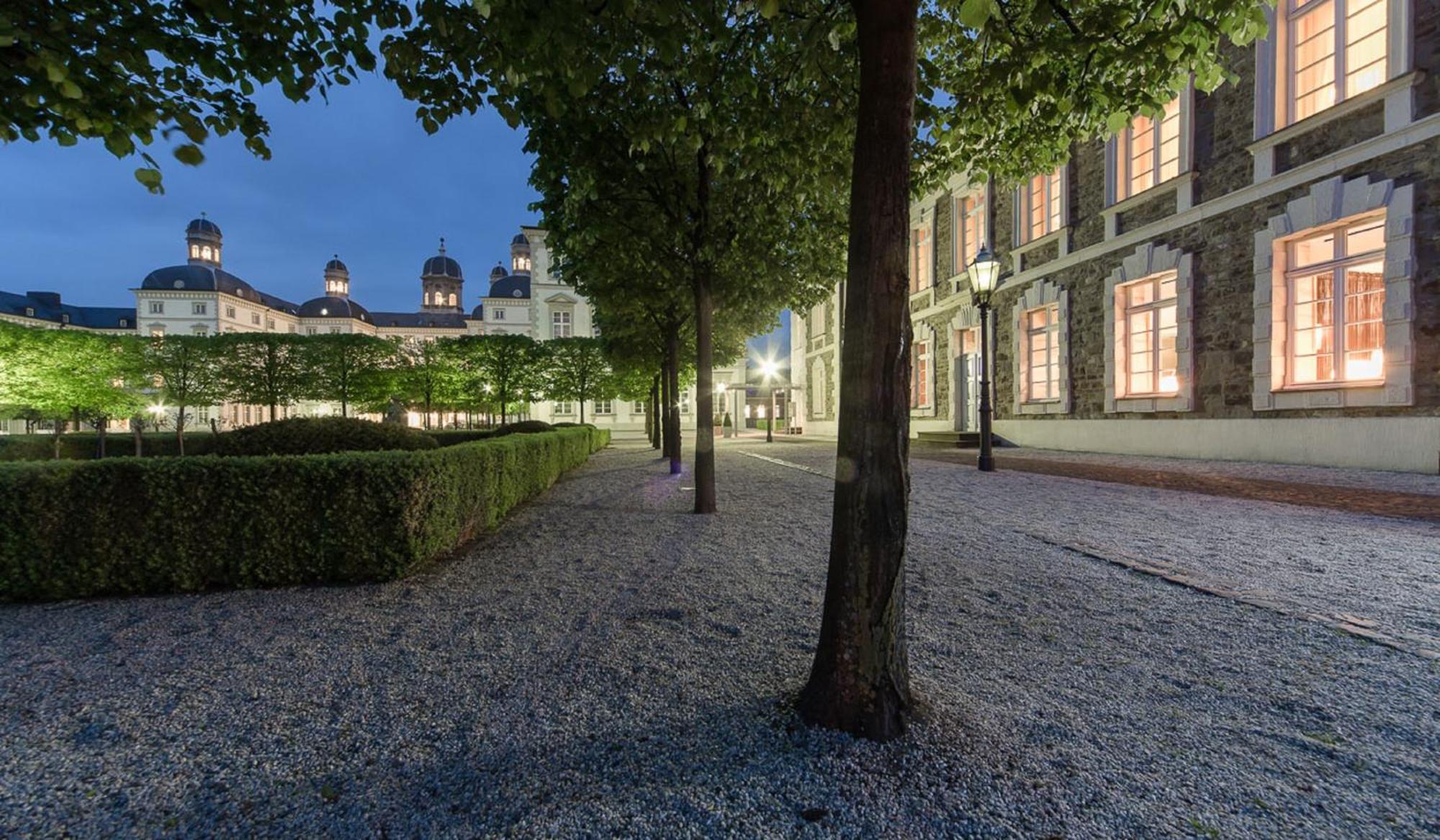 アルトホフ グランドホテル シュロス ベンスベルク ベルギッシュ・グラートバッハ エクステリア 写真 The University of Liège