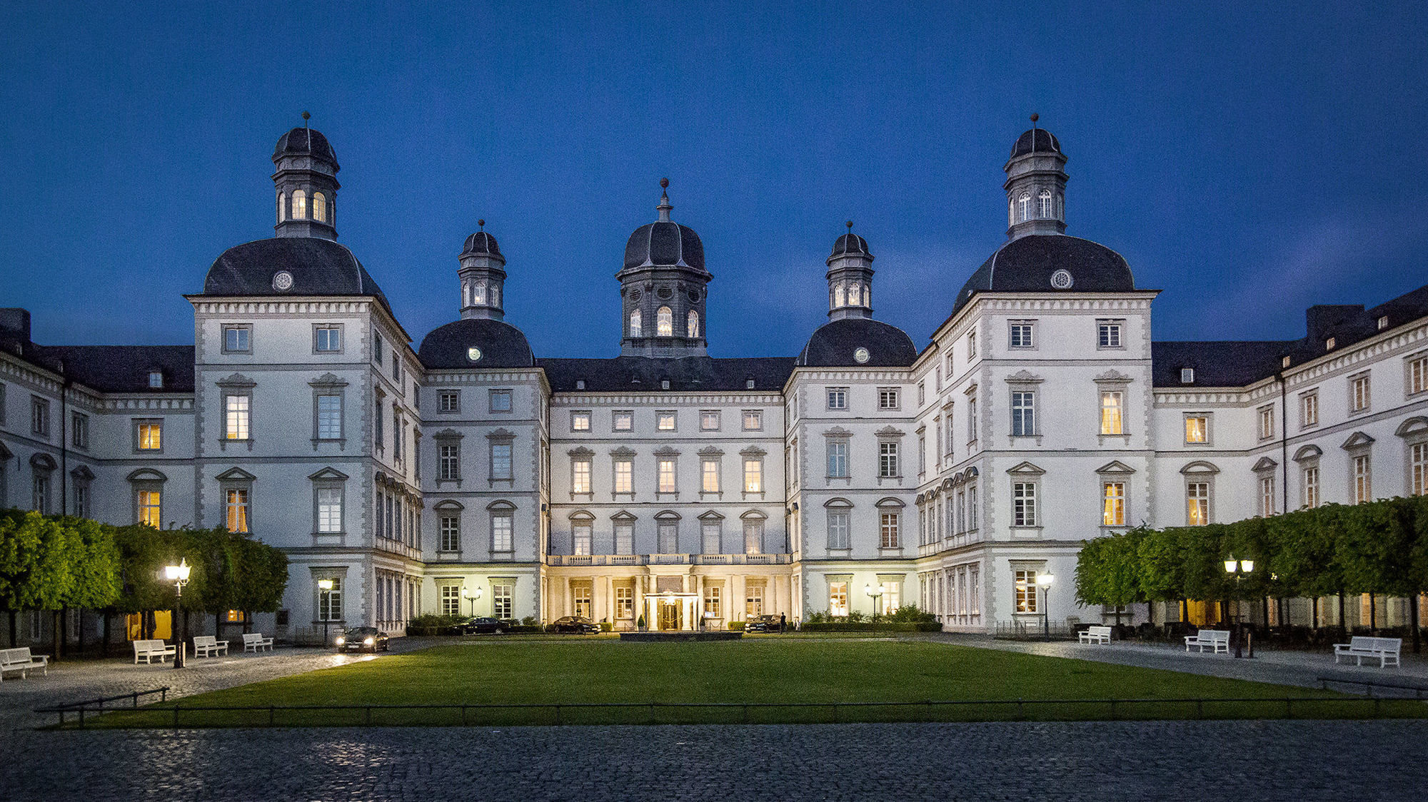 アルトホフ グランドホテル シュロス ベンスベルク ベルギッシュ・グラートバッハ エクステリア 写真 The former abbey of Marienberg