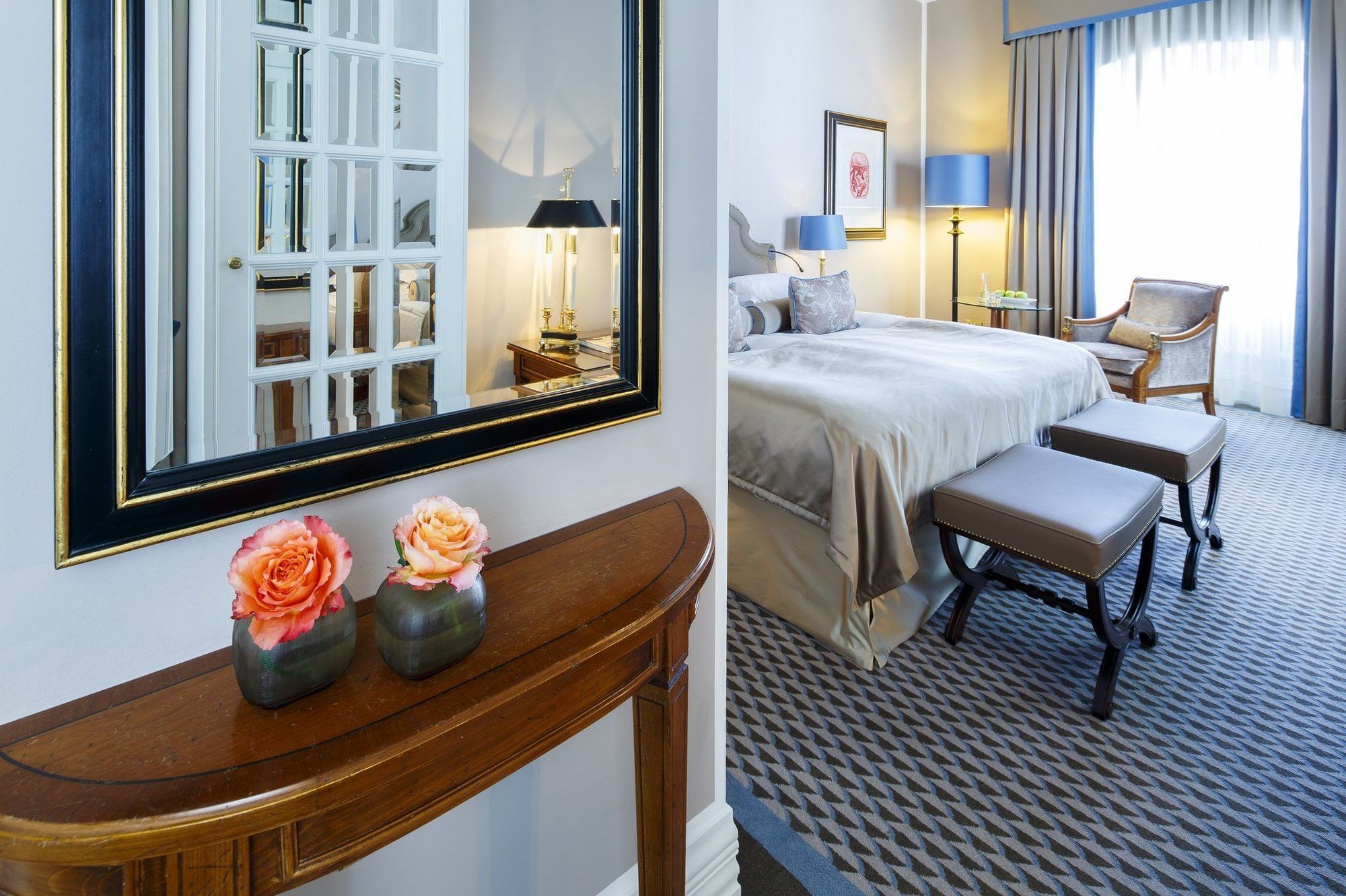 アルトホフ グランドホテル シュロス ベンスベルク ベルギッシュ・グラートバッハ エクステリア 写真 A room at the hotel